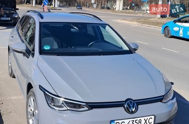 Универсал Volkswagen Golf 2021 в Львове