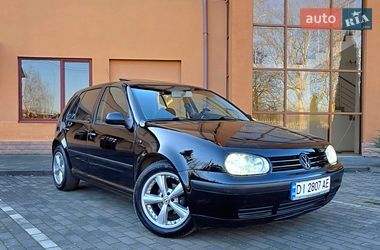 Хэтчбек Volkswagen Golf 2000 в Берегово