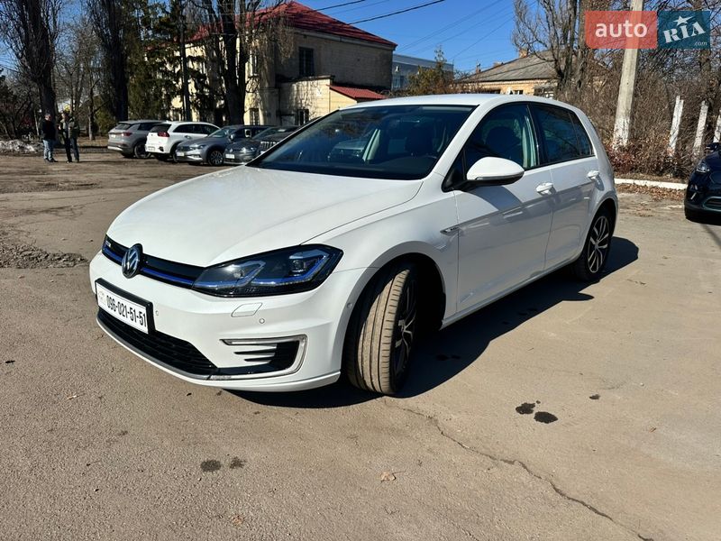 Volkswagen Golf 2020