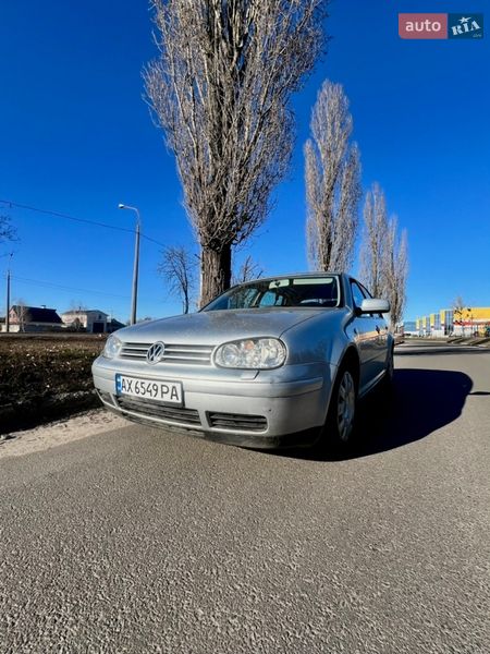Volkswagen Golf 2001