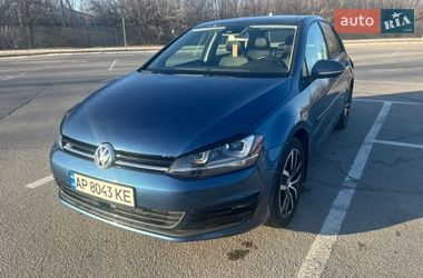 Хэтчбек Volkswagen Golf 2016 в Запорожье