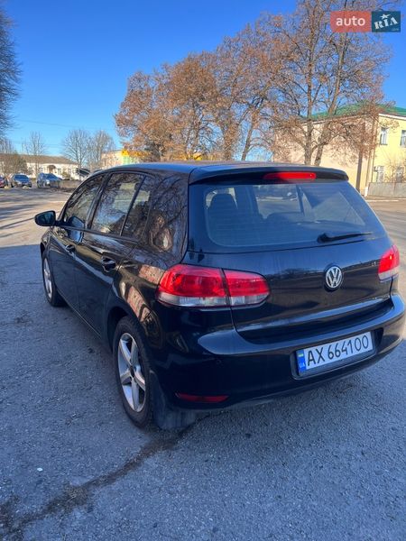 Хэтчбек Volkswagen Golf 2009 в Карловке