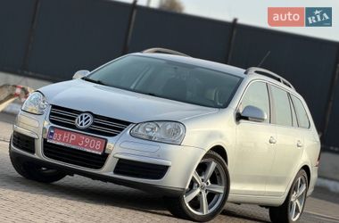 Універсал Volkswagen Golf 2009 в Луцьку