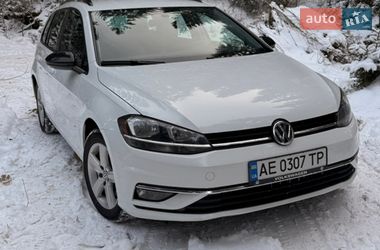 Универсал Volkswagen Golf 2018 в Днепре