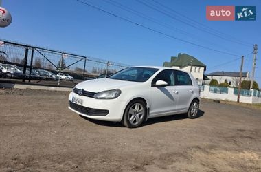 Хэтчбек Volkswagen Golf 2011 в Луцке