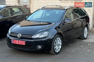 Універсал Volkswagen Golf 2010 в Сарнах
