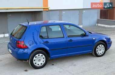 Хетчбек Volkswagen Golf 2001 в Дрогобичі