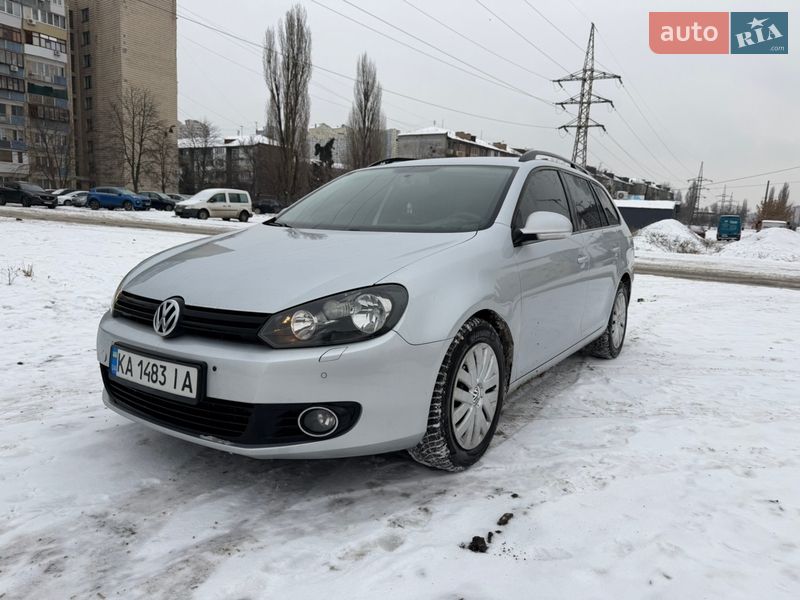 Универсал Volkswagen Golf 2013 в Киеве