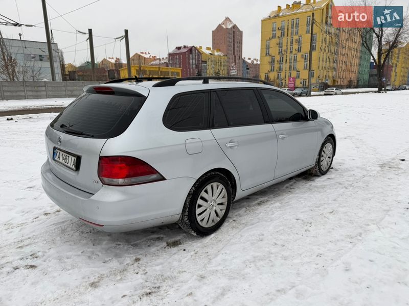 Универсал Volkswagen Golf 2013 в Киеве