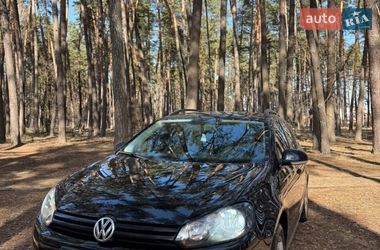 Універсал Volkswagen Golf 2009 в Сумах