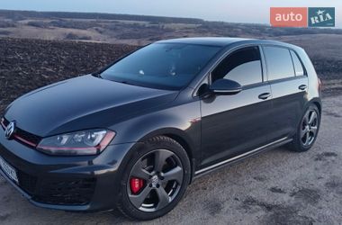 Хетчбек Volkswagen Golf 2016 в Бучі