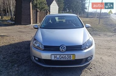 Хэтчбек Volkswagen Golf 2011 в Староконстантинове