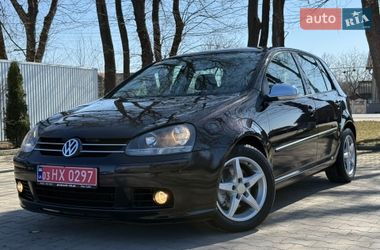 Хетчбек Volkswagen Golf 2009 в Чернівцях