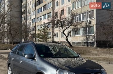 Универсал Volkswagen Golf 2009 в Сумах