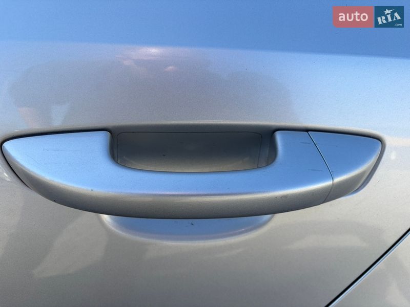 Хэтчбек Volkswagen Golf 2012 в Кропивницком