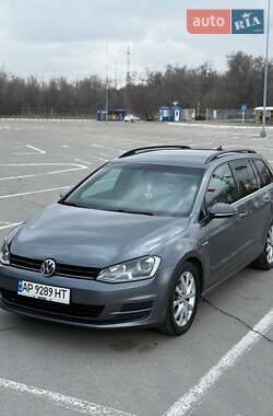 Універсал Volkswagen Golf 2015 в Запоріжжі