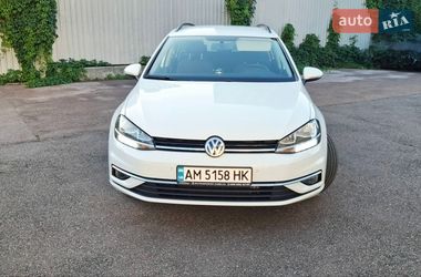 Універсал Volkswagen Golf 2018 в Житомирі