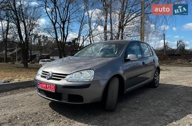 Хетчбек Volkswagen Golf 2005 в Луцьку