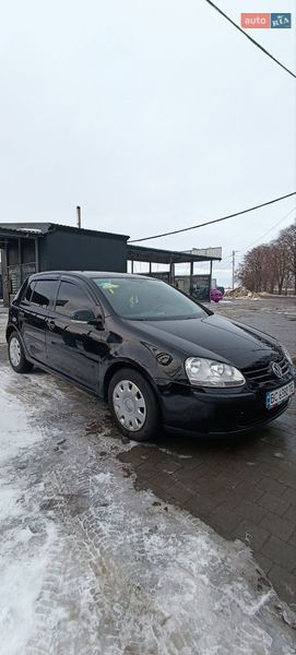 Volkswagen Golf 2004