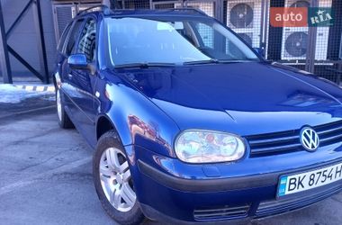 Универсал Volkswagen Golf 2005 в Чернигове