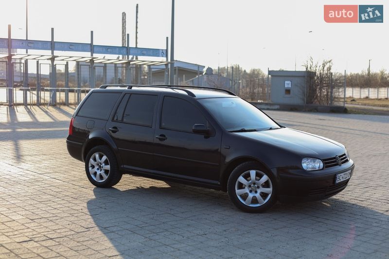 Volkswagen Golf 2003