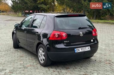 Хетчбек Volkswagen Golf 2007 в Дубні