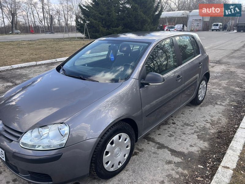 Хэтчбек Volkswagen Golf 2006 в Бердичеве