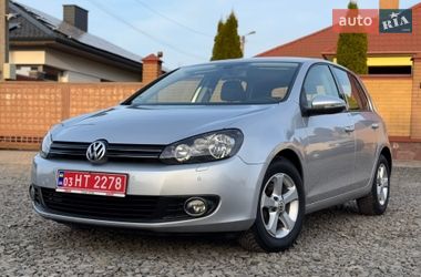 Хетчбек Volkswagen Golf 2010 в Ковелі