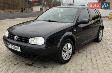 Хетчбек Volkswagen Golf 2001 в Коломиї