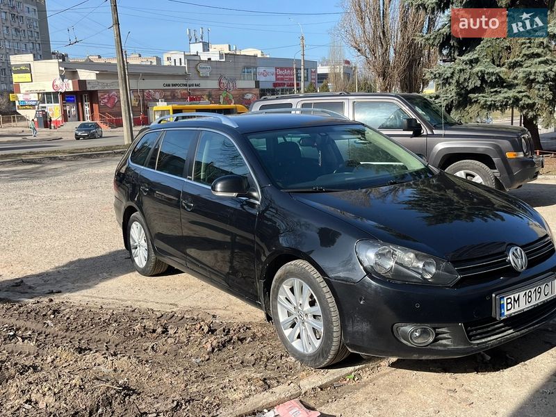 Универсал Volkswagen Golf 2011 в Сумах
