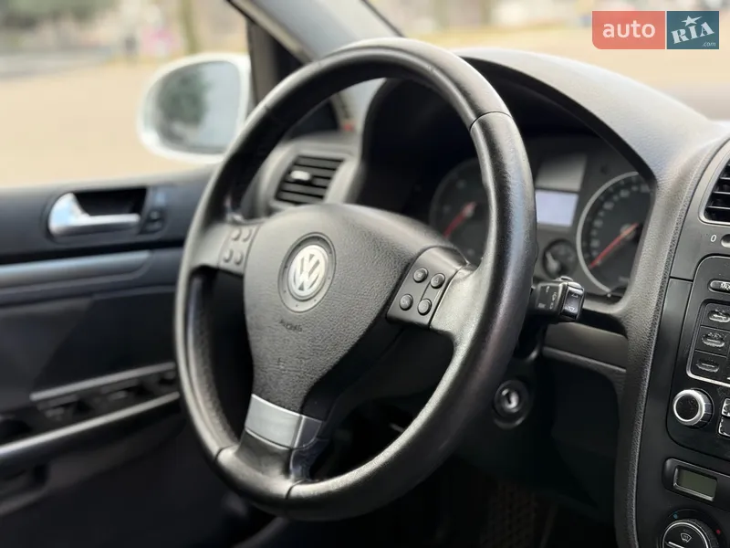 Volkswagen Golf 2006 VIN WVWZZZ1KZ6B135651 фото оголошення 32 з 88