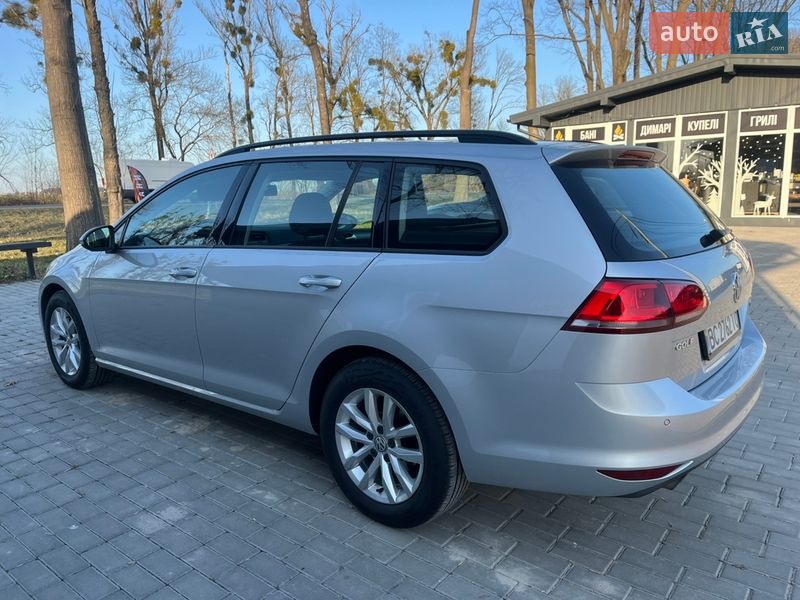 Универсал Volkswagen Golf 2015 в Львове