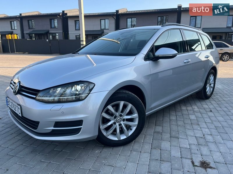Универсал Volkswagen Golf 2015 в Львове