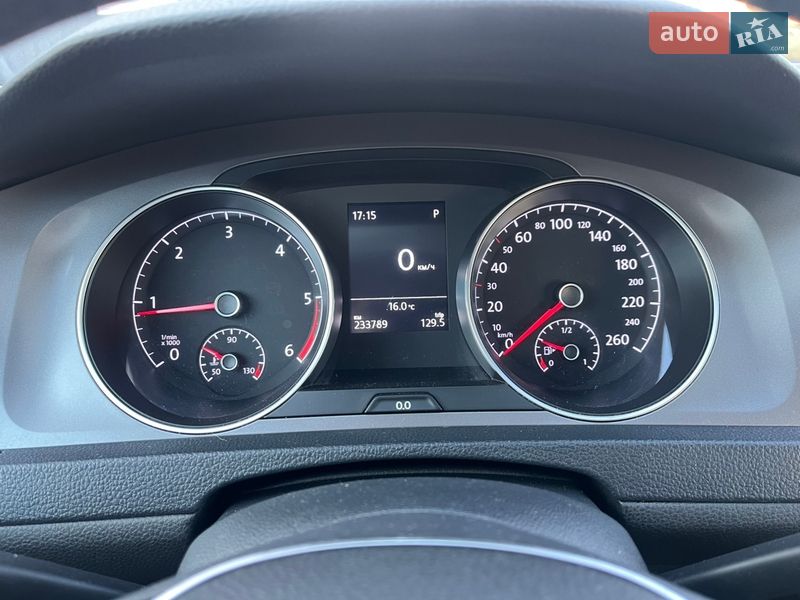 Универсал Volkswagen Golf 2015 в Львове