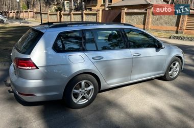 Универсал Volkswagen Golf 2018 в Чернигове