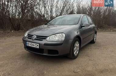 Хетчбек Volkswagen Golf 2004 в Тульчині