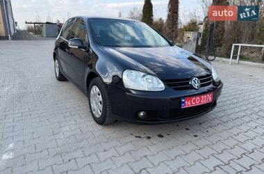 Хэтчбек Volkswagen Golf 2005 в Ивано-Франковске