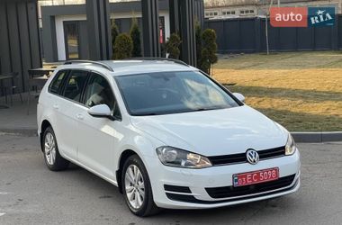 Універсал Volkswagen Golf 2015 в Радивиліві