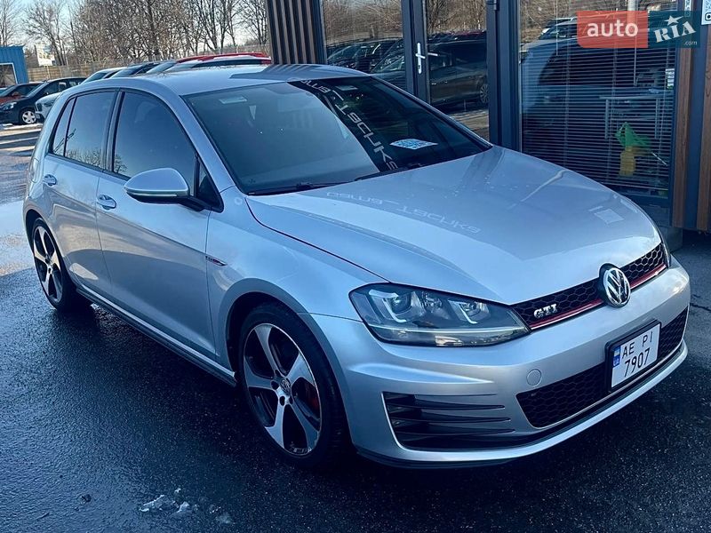 Volkswagen Golf 2016