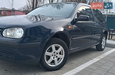 Хетчбек Volkswagen Golf 1999 в Вараші