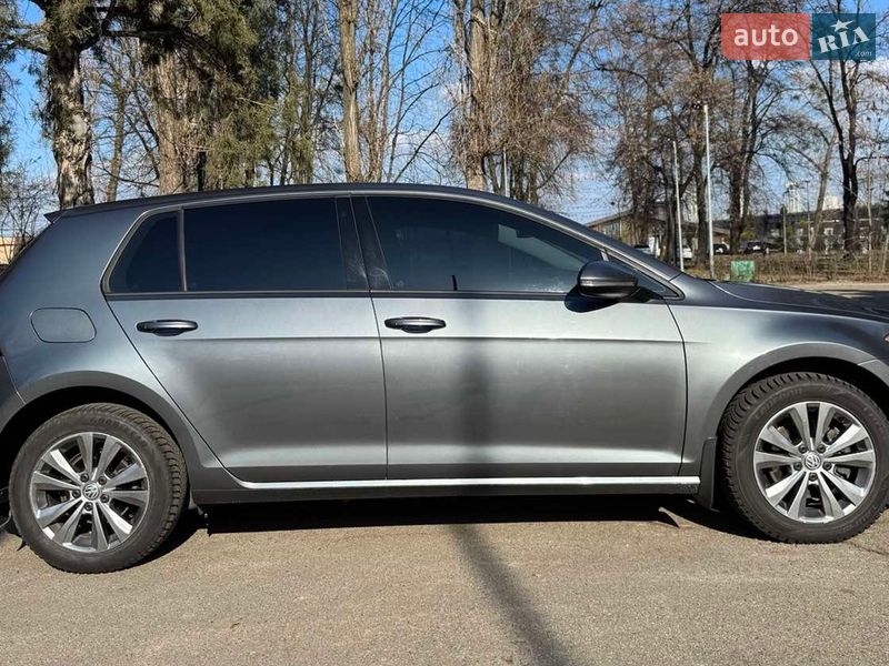 Volkswagen Golf 2017