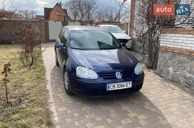 Хэтчбек Volkswagen Golf 2005 в Бобровице
