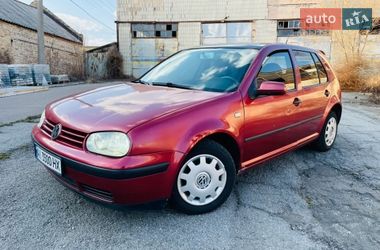 Хетчбек Volkswagen Golf 2000 в Києві