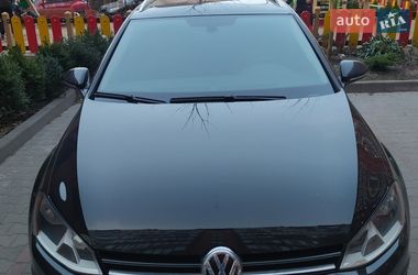 Универсал Volkswagen Golf 2015 в Киеве