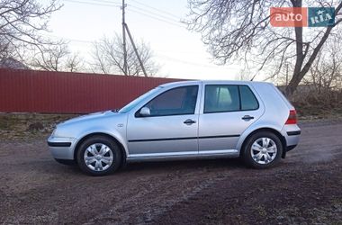 Хетчбек Volkswagen Golf 2001 в Красилові