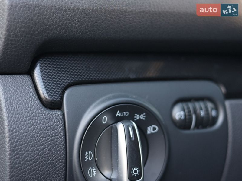 Универсал Volkswagen Golf 2011 в Луцке