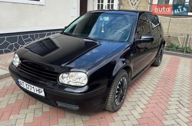 Хетчбек Volkswagen Golf 2002 в Коломиї