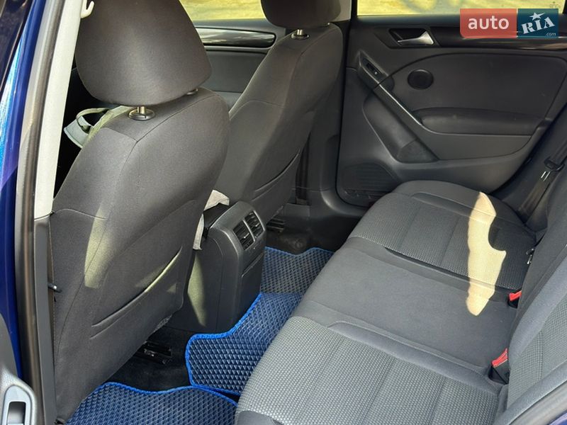 Хэтчбек Volkswagen Golf 2010 в Киеве фото 10 Хэтчбек Volkswagen Golf 2010 в Киеве