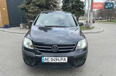 Хетчбек Volkswagen Golf 2006 в Дніпрі