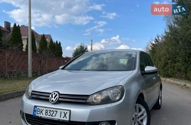 Хетчбек Volkswagen Golf 2009 в Рівному